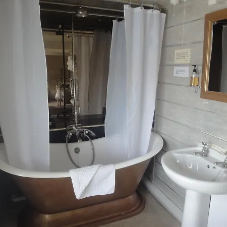 The Treebridge Hotel Nunthorpe