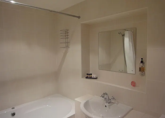 The Treebridge 2* Nunthorpe